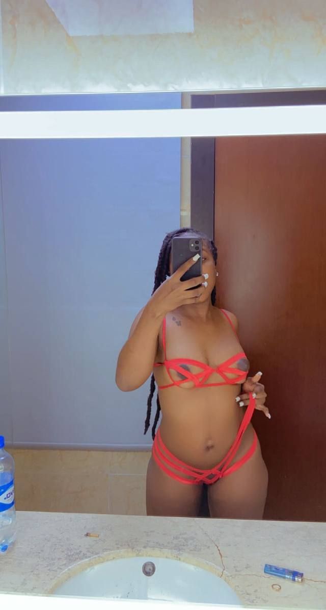 EBONY VERY MUCH 🥵 AVAILABLE 👅 FOR HOOKUP  IM BLACK AND SWEET ❤️😍 Telegram: munalove606 signal: Munarose.25 - Image 2